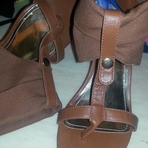 brown wedge heels