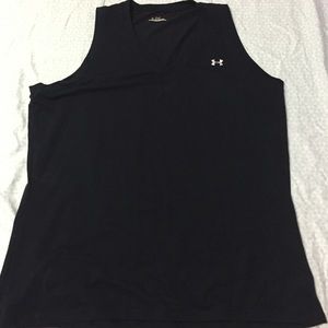 Black under armour tank