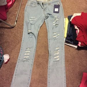 New destroyed jeans size 7/8 still with tag