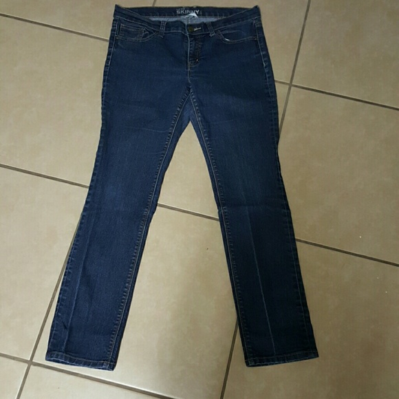 Low rise skinny leg sz 10