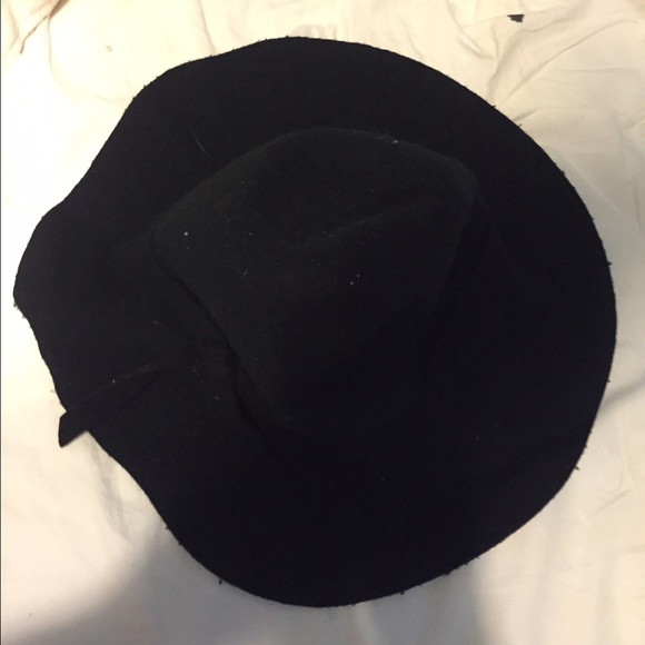 Brandy melville hat