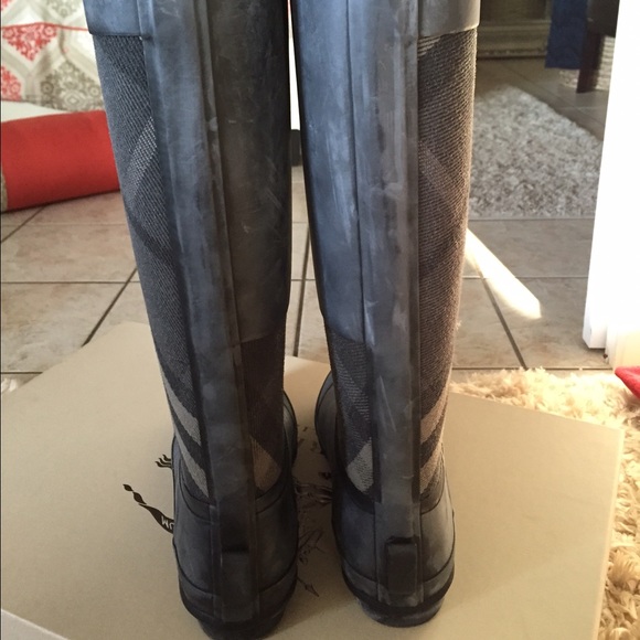 NEW Burberry Clemence Rubber Rainboots Charcoal - Picture 3 of 4