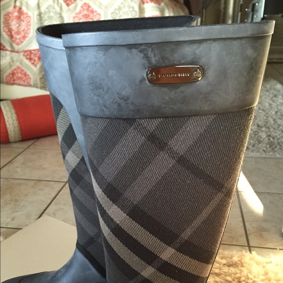 NEW Burberry Clemence Rubber Rainboots Charcoal - Picture 4 of 4