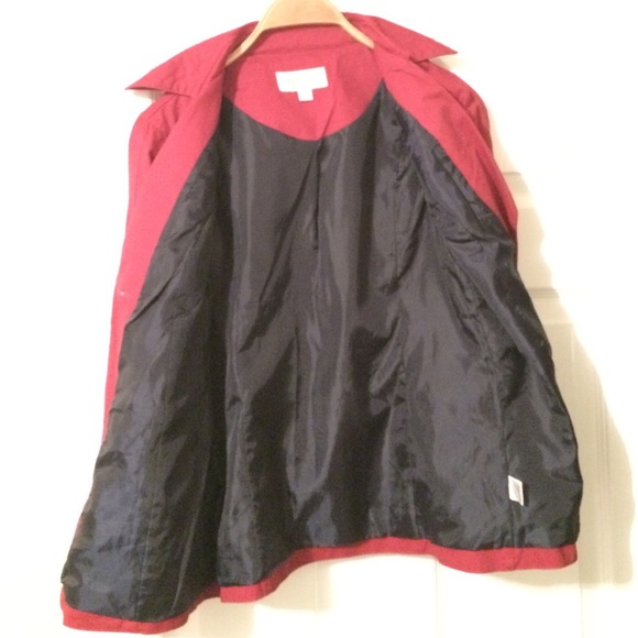 Red Jacket - Picture 4 of 4