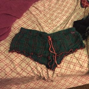 Lei shorts