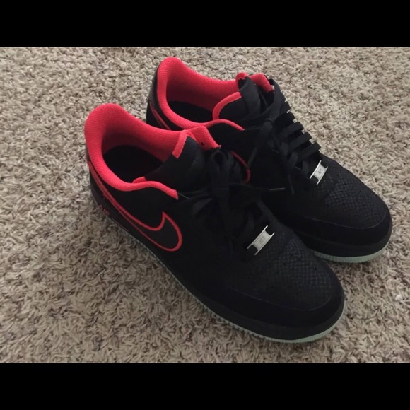 Nike Men's 10