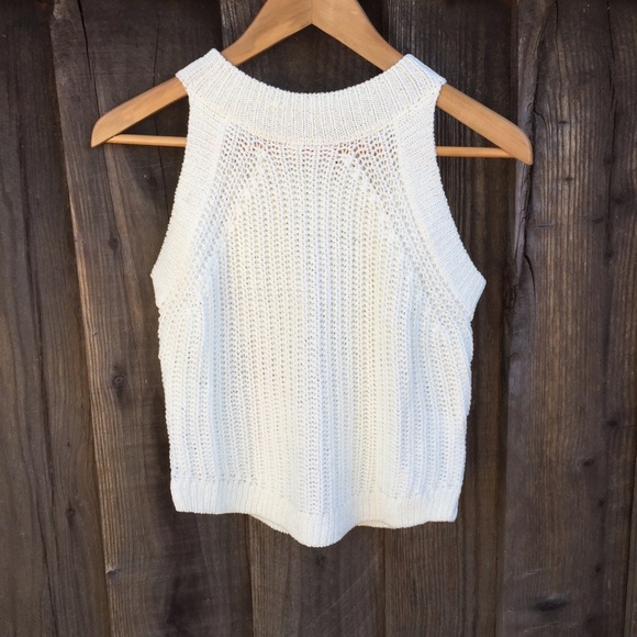 Sleeveless knit tops - Picture 2 of 4