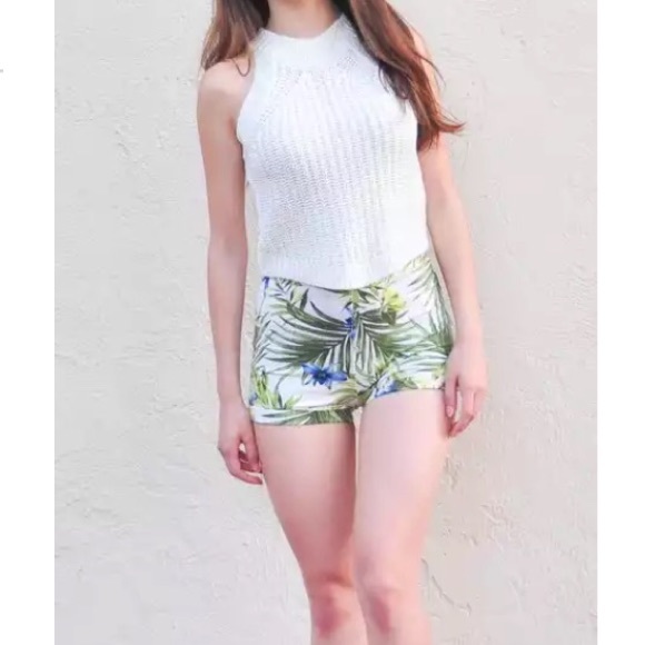 Sleeveless knit tops - Picture 4 of 4