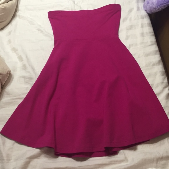 Magenta dress - Picture 3 of 4