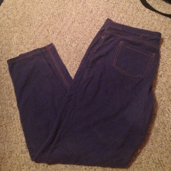 HUE Pants - Hue jeggings