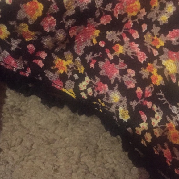 Romper - Picture 2 of 4