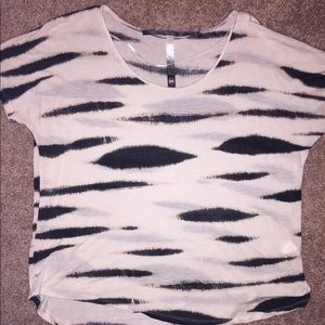 Kenzie Loose fitting top