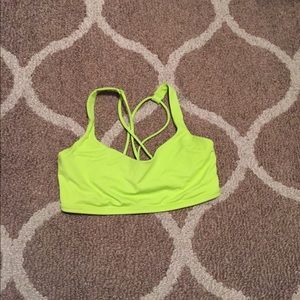 Lululemon free to be bra size 6