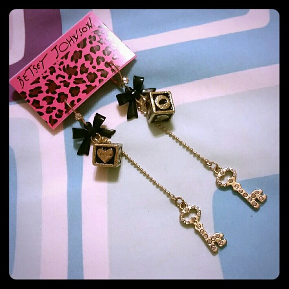 Betsey Johnson Love Block Earrings