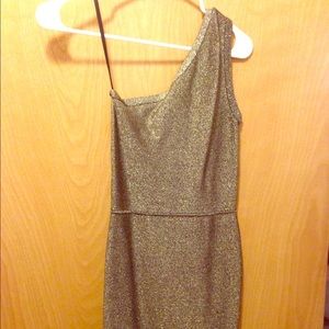 BCBG GOLD SHIMMER ONE SHOULDER ZIPPER BACK DRESS