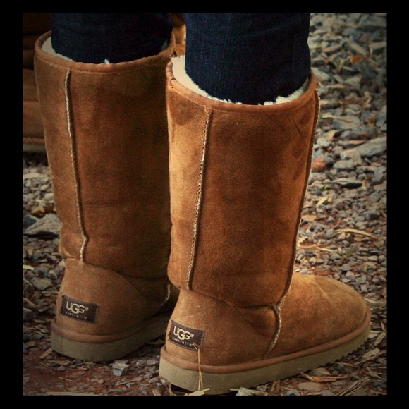 Tall tan uggs