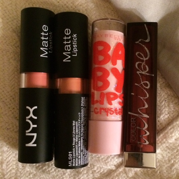 LIPSTICK BUNDLE - Picture 1 of 4