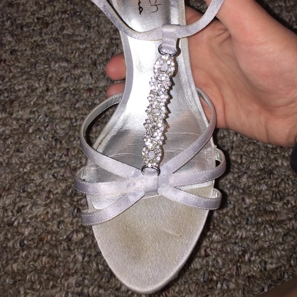 Formal Heels - Picture 1 of 4
