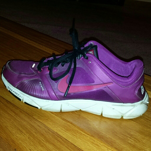 Purple nike free