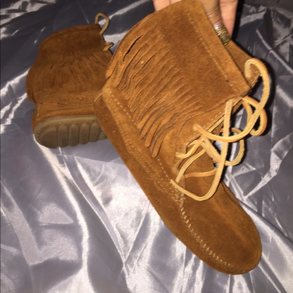 Adult moccasins