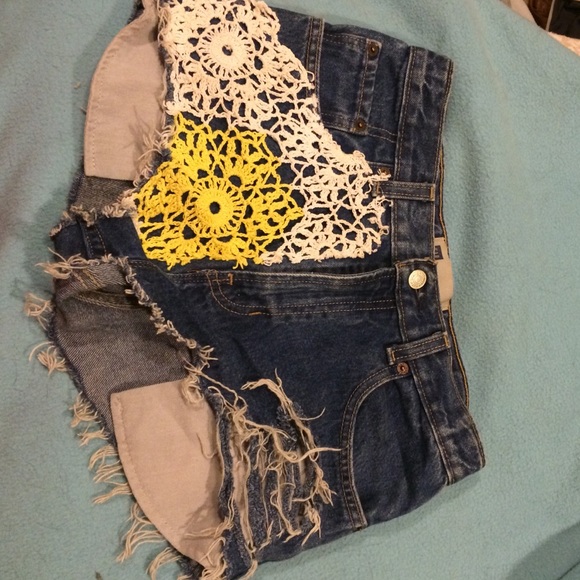 High wasted shorts