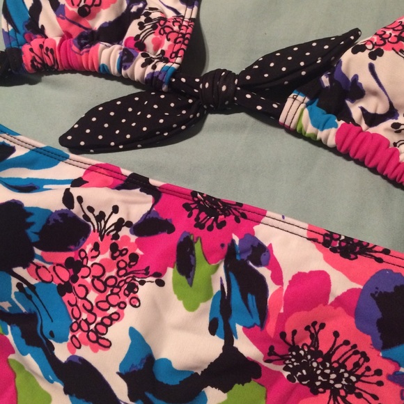 Aeropostale bikini set - Picture 2 of 2