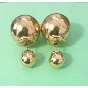 Mise en Dior design double pearl earrings
