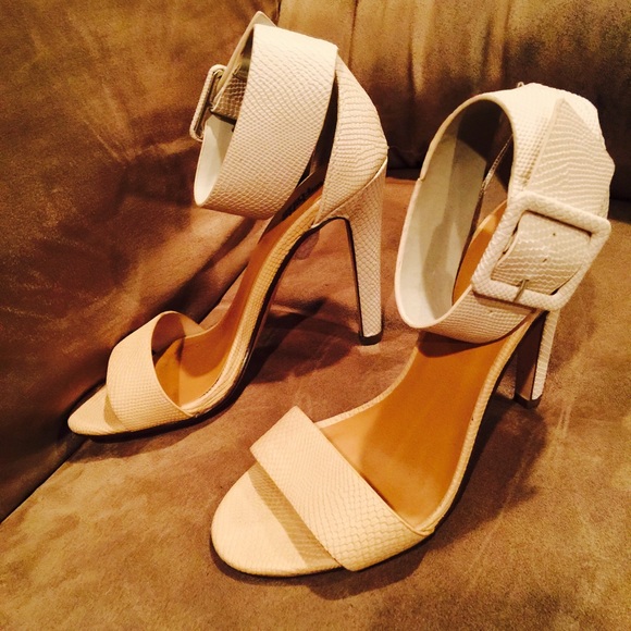 SOLD! Beige heels