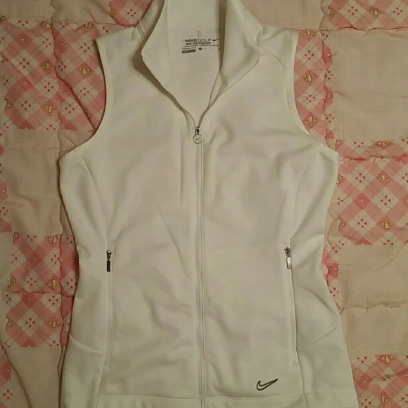 Never worn Nike Golf vest