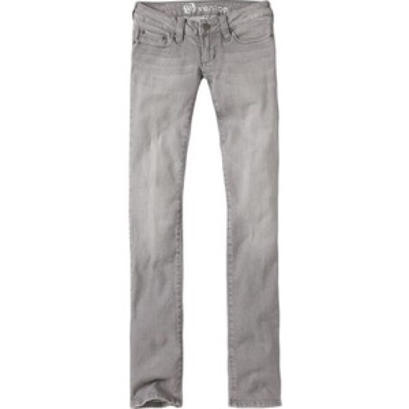 Bullhead Denim - Bullhead Venice Grey Skinny Jeans