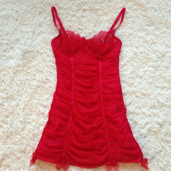 *NWOT!* Victoria's Secret Sexy Little Things Slip!