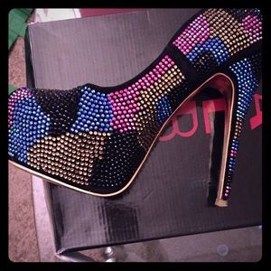 High heel closed in pump