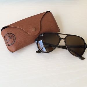 Authentic Women's Ray-Ban Sunglasses - Brand New