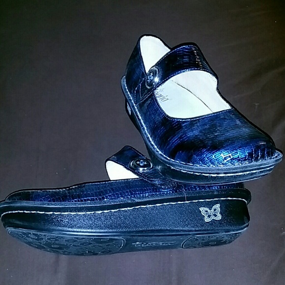 Nursing Shoes