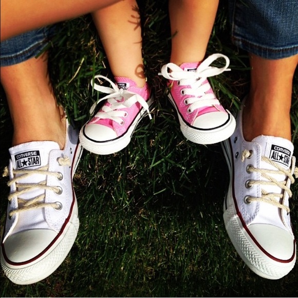 Converse Shoes - White converse chuck Taylor's