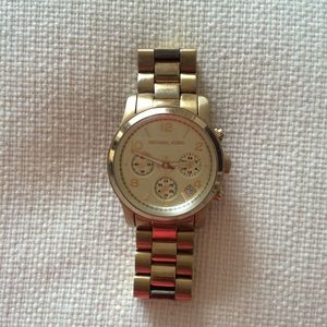 🎉 SALE! 🎉 Michael Kors Chronograph Watch in Gold