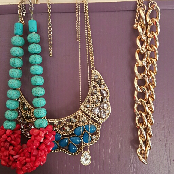 💞BOGO 50% OFF ALL JEWELRY AND ASSESSORIES 💞 - Picture 2 of 3