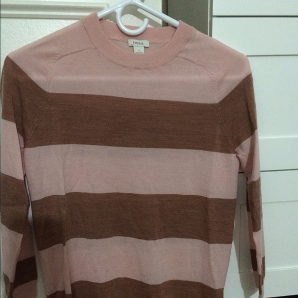 Fossil sweater