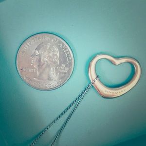 STEAL! Tiffany's Medium Heart Necklace SHIP TODAY!