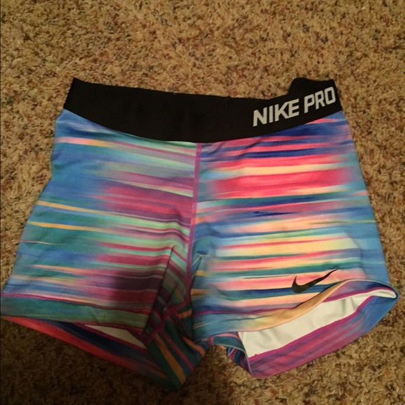 Nike pro bundle