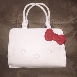 Hello kitty handbag