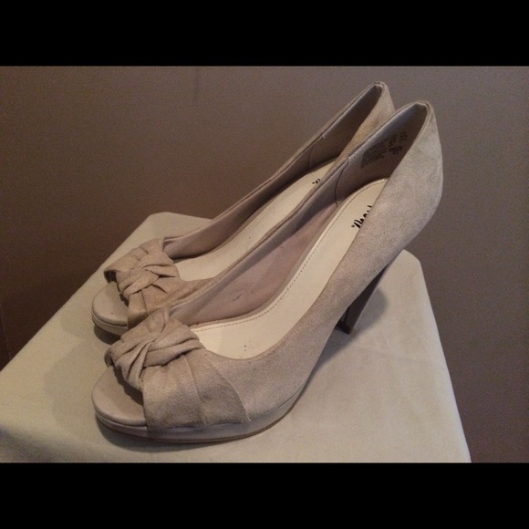 Shoes gently used