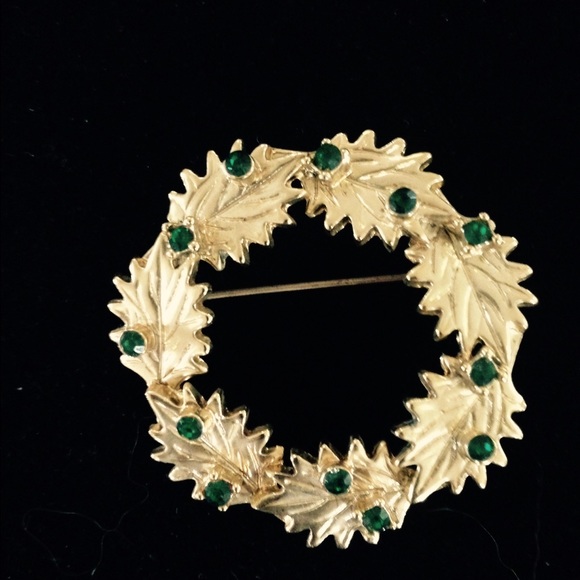 Vintage Jewelry - ❄️🎄🎁 Vintage Wreath Pin