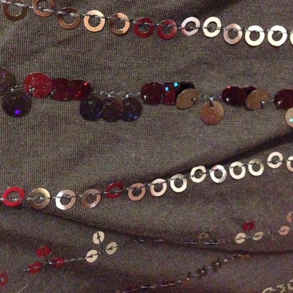 Sequined Tank - Picture 4 of 4