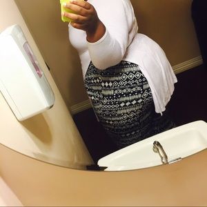 Black and white leggings