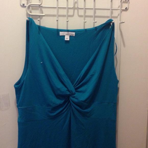 Dress - Picture 2 of 3