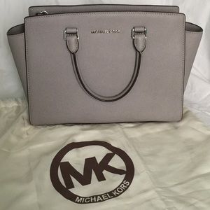 Michael Kors Selma