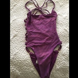 SAGUARO STRAPPY ONE PEICE (blackberry)
