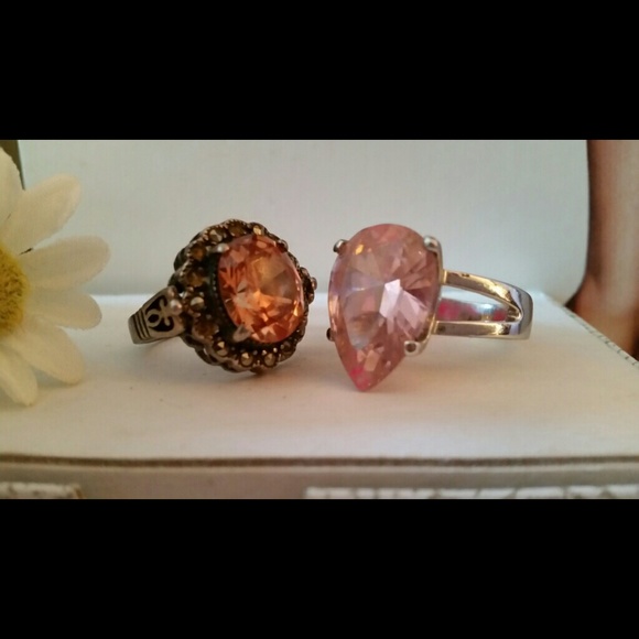 2  sparkly costume rings