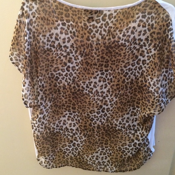 Leopard print top - Picture 3 of 3